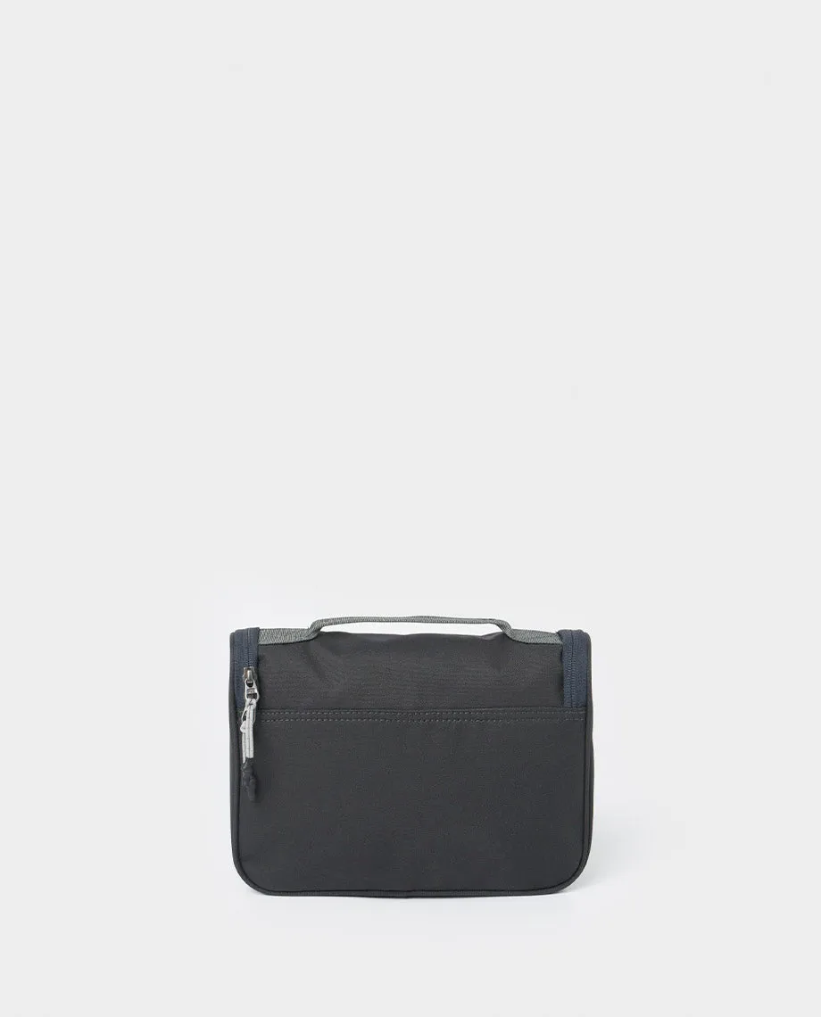 Basin Hanging Dopp Kit