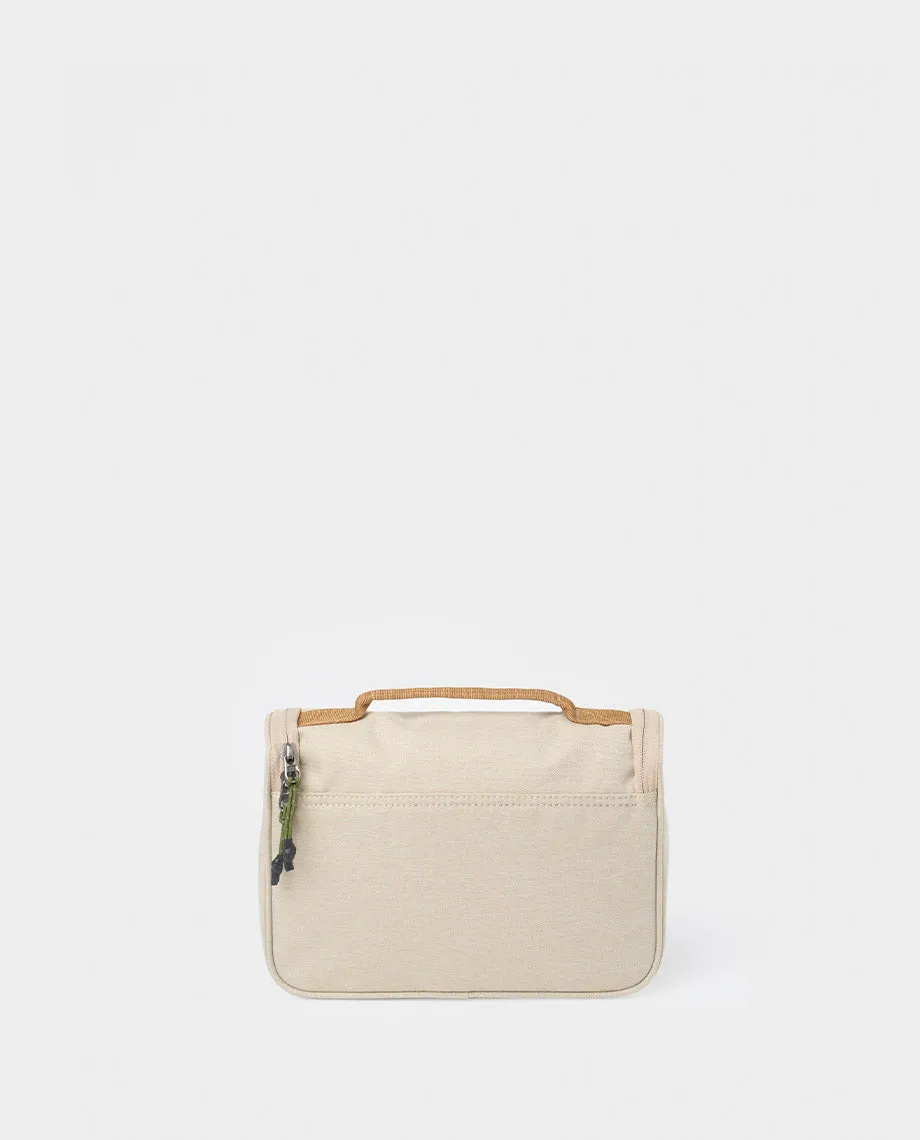 Basin Hanging Dopp Kit