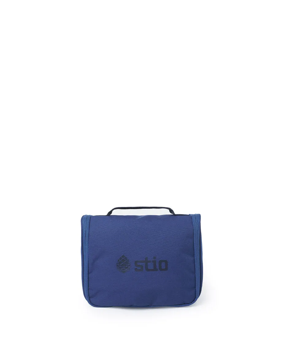 Basin Hanging Dopp Kit