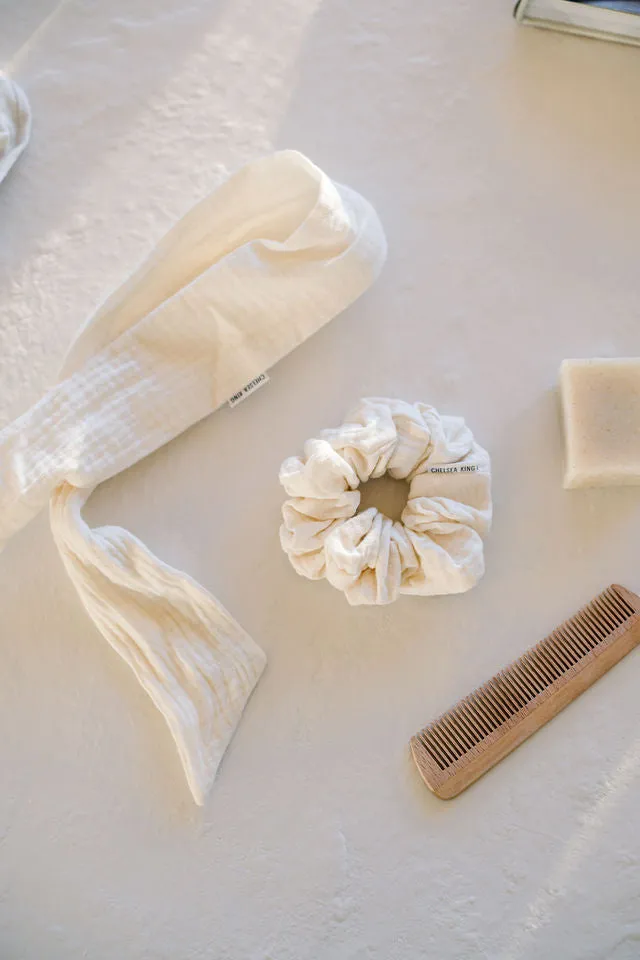 Chelsea King Muslin Scrunchie - Natural